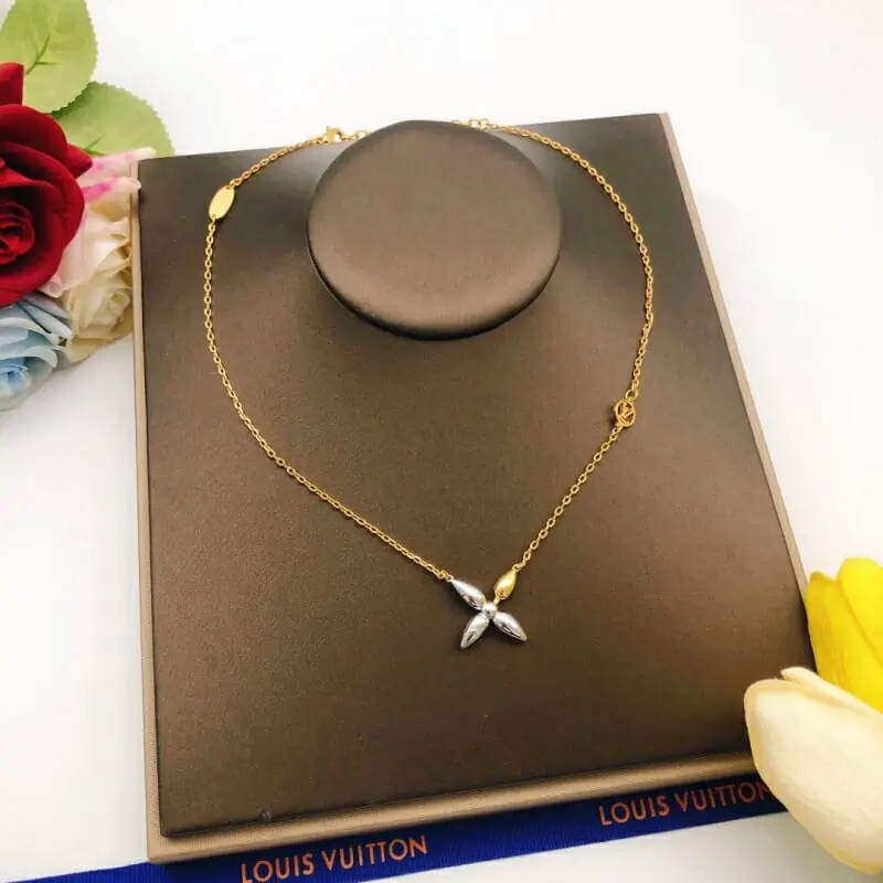 louis vuitton collier s_12144b14